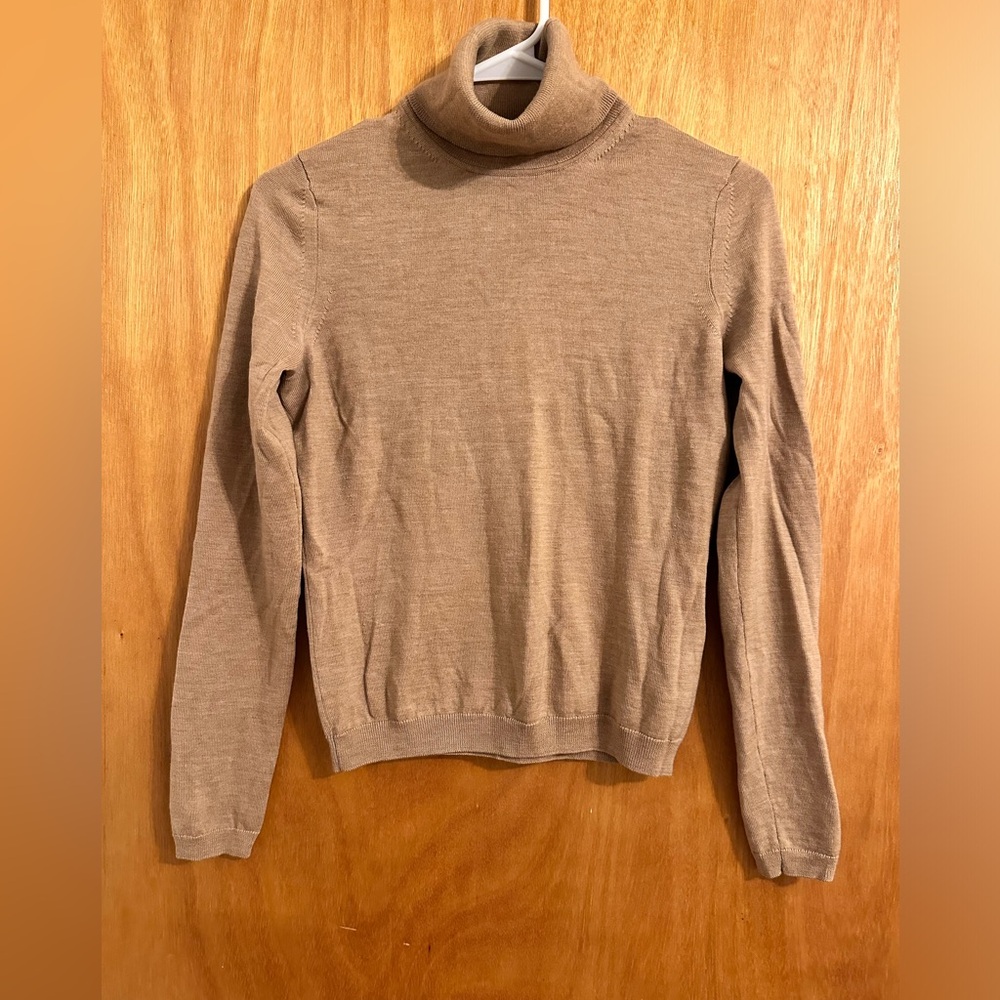 Hugo Boss turtleneck